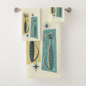 Retro Patchwork Tabbies ©studioxtin Badhandtuch Set (Insitu)