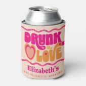 Retro Peach Betrunken in Liebe Bachelorette Wochen Dosenkühler (Kanne Vorderseite)