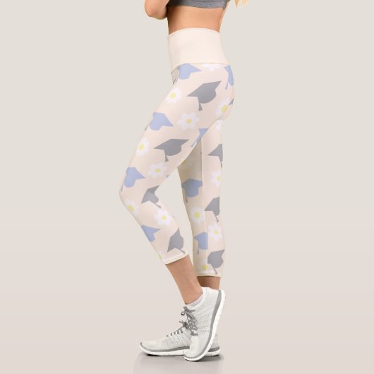Retro Peach Graduation Capri Leggings (Links)