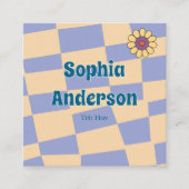 Retro Periwinkle Checkerboard mit Daisy Blume Quadratische Visitenkarte (Vorderseite)
