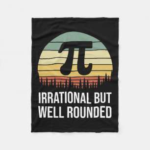Retro Pi Day irrational, aber gut gerundete lustig Fleecedecke