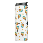 Retro-Pickleball-Paddle und Ball-Muster-Monogramm Thermosbecher (Nach links gedreht)