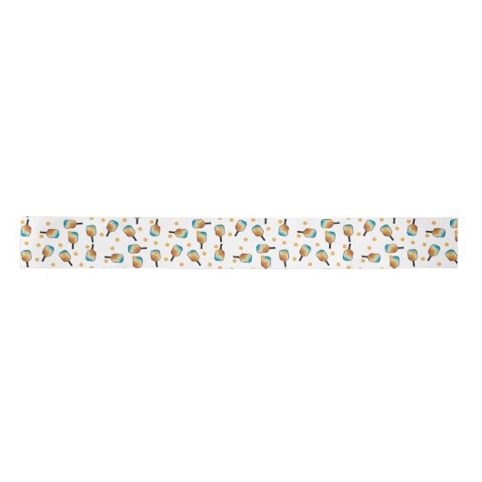 Retro Pickleball Paddle und Ball-Muster Satinband (Vorderseite)