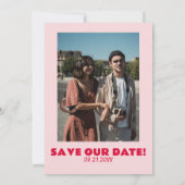 Retro Pink Bright Funky Bold Modernes Foto Wedding Save The Date (Rückseite)