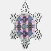 Retro Pink Daisy Blume Pattern Schneeflocken Zinn-Ornament (Rechts)