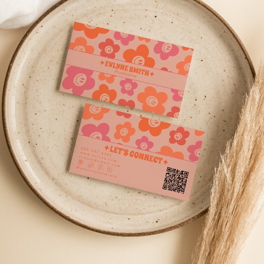 Retro Pink Orange QR-Code Groovy lächelnde Blumen Visitenkarte
