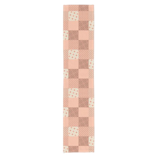 Retro Pink Patchwork Kurzer Tischläufer (Vorderseite)