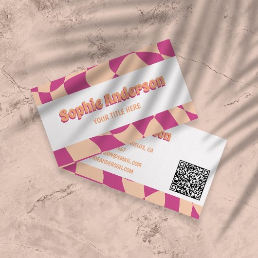 Retro Pink & Peach Wavy Pattern with QR Code  Visitenkarte