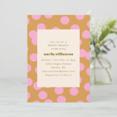 Retro Pink Polka Dot Bridal Brunch Dusche Modern Einladung (Stehend Vorderseite)