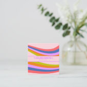 Retro Pink Purple Rainbow QR Code Groovy Girly Quadratische Visitenkarte (Stehend Vorderseite)