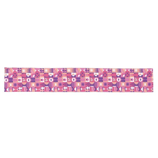 Retro Pink Purple Wine Bauhaus Pattern Großer Tischläufer (Horizontal)