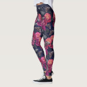 Retro Pink Raven Evermore mit Rose und Hawkmoths Leggings (Links)