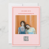 Retro Pink Red Wavy Boho Wedding Qr Code Einladung (Rückseite)