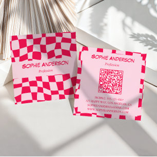 Retro Pink & Rot Karo QR Code Quadratische Visitenkarte