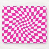 Retro Pink Weiße, verschliffene Karos Gestell Dorm Mousepad (Vorne)