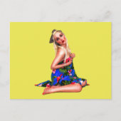Retro Pinup Girl Yellow Postkarte (Vorderseite)