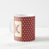 Retro Polka Dot Monogramm Kaffeetasse (Vorderseite Links)