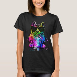 Retro Pop Akita Inu Dog Portrait mit Kopfhörer T-Shirt