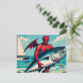 Retro Pop Art Devil mit einem Tunfisch am Strand Postkarte (Stehend Vorderseite)