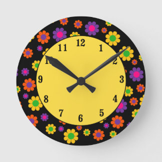 Retro Pop Blume Power Runde Wanduhr
