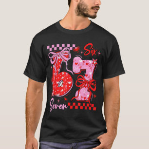 Retro Preppy Coquette Schleife 6 7 Sechs Sieben Li T-Shirt