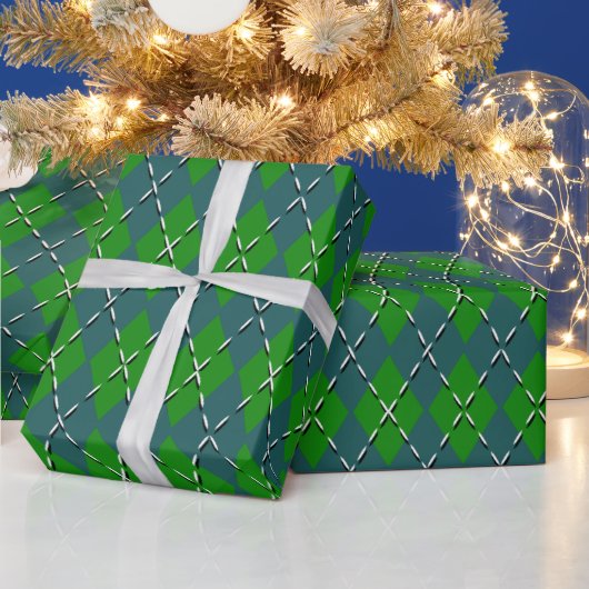Retro Preppy Festive Green und Aquamarine Raute Mu Geschenkpapier (Feiertage)