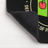 Retro Professional Noticer Department Of Pattern R Mousepad (Ecke)