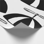 Retro Propeller Beanie Whimsical Schwarz und Weiß Geschenkpapier