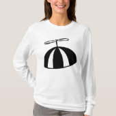 Retro Propeller Beanie Whimsical Schwarz und Weiß T-Shirt (Vorderseite)