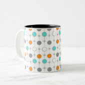 Retro Punkte und Sternexplosion-Tasse Zweifarbige Tasse (Vorderseite Links)