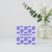 Retro Purple Blue QR Code Groovy Floral Trendy Fun Quadratische Visitenkarte (Stehend Vorderseite)