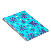 Retro Purple Flowers on Blue Background Notizblock (Rechte Seite)