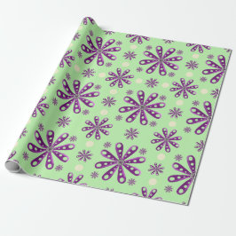 Retro Purple Flowers on Green Background Geschenkpapier