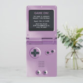 Retro Purple Handheld Gaming Birthday Invitation Einladung (Stehend Vorderseite)