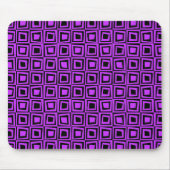 Retro-Quadrate - Nebel Lila auf Schwarz Mousepad (Vorne)