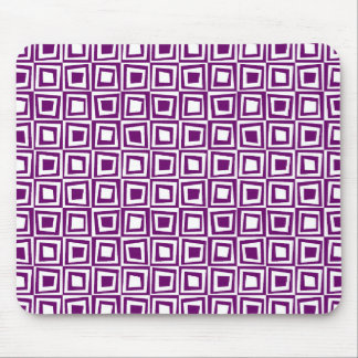 Retro-Quadrate - Plum auf Weiß Mousepad