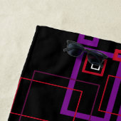 Retro-Quadrate, rot, lila und schwarz Strandtuch (Beispiel)