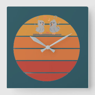 Retro. Quadratische Wanduhr