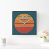 Retro. Quadratische Wanduhr (Zuhause)