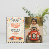 Retro Race Car Birthday Party Einladung (Stehend Vorderseite)