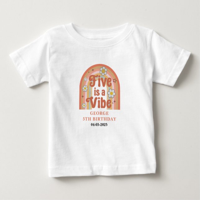 Retro Rainbow FIVE is a Vibe Groovy 5th Birthday Baby T-shirt (Vorderseite)
