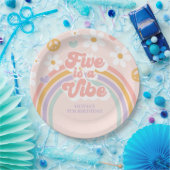 Retro Rainbow Five ist ein Vibe 5. Geburtstag Pappteller (Party)