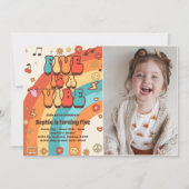 Retro Rainbow Five ist ein Vibe Groovy 5. Geburtst Einladung (Vorderseite)