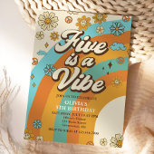 Retro Rainbow Five ist ein Vibe Groovy 5. Geburtst Einladung