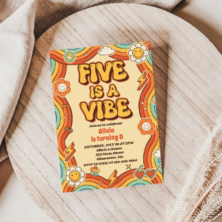 Retro Rainbow Five ist ein Vibe Groovy 5. Geburtst Einladung