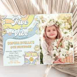 Retro Rainbow Five ist ein Vibe Groovy 5. Geburtst Einladung