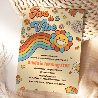 Retro Rainbow Five ist ein Vibe Groovy 5. Geburtst Einladung
