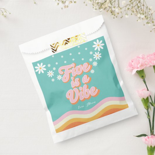 Retro Rainbow FIVE ist ein Vibe Groovy 5. Geburtst Geschenktütchen (Versiegelt)