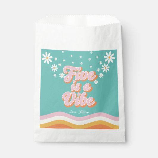 Retro Rainbow FIVE ist ein Vibe Groovy 5. Geburtst Geschenktütchen (Vorderseite)