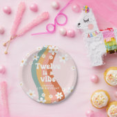 Retro Rainbow Twelve ist ein Vibe Daisy 12. Geburt Pappteller (Party)